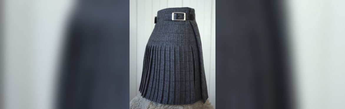 rear view of grey kilt