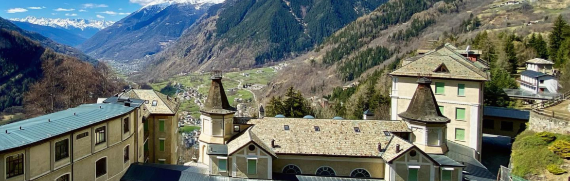 Visita guidata all'ex sanatorio liberty di Pineta di Sortenna