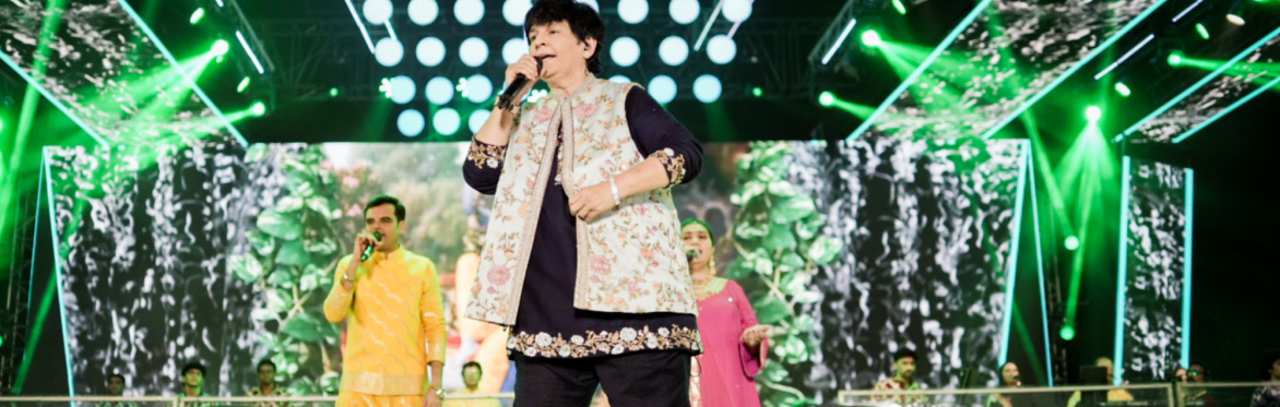 Falguni Pathak Garba Night Live - Oct 4th, 2026