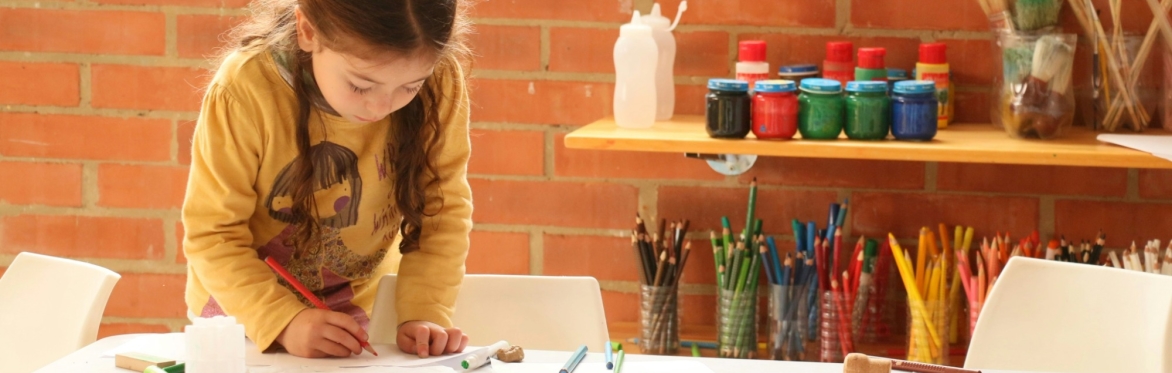 Class | Kids After School Arts & Crafts with Maggie M