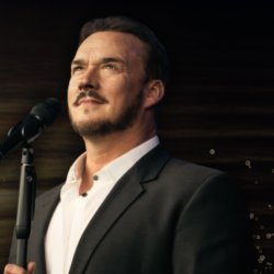 Russell Watson: An Evening at Shrewsbury Abbey