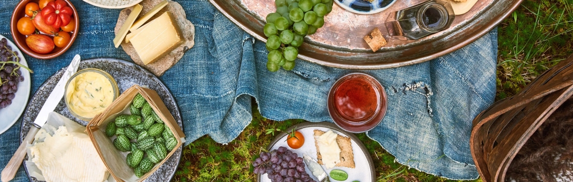 Hilltop Farm Picnic, Cocktails, & Book Signing