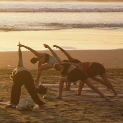 Lagos: Wake Up Beach Yoga