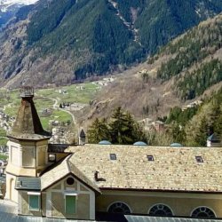 Visita guidata all'ex sanatorio liberty di Pineta di Sortenna