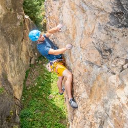 Arrampicata sportiva per adulti (16+ anni)
