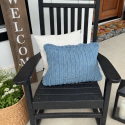 Chunky Knit Pillow Workshop  { The Lantern }