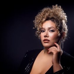 Ashley Pezzotti Vocal Masterclass