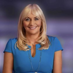 Miriam O’Callaghan in Conversation with Mary Cunniffe