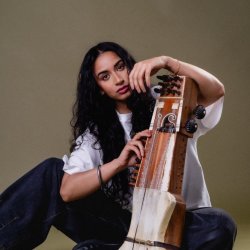 Friday Live in the Gardens: Amrit Kaur Panjabi Folk and Vocal Sound Bath