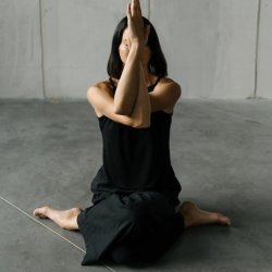 Kundalini yoga w/ Marina