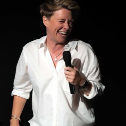 Healing with Humour - A ShowSperience London