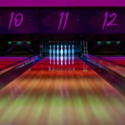 Tenpin bowling Ally
