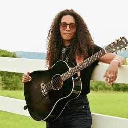 Whitney Mongé