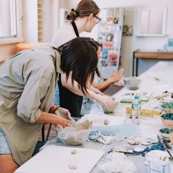 Hand Building with Glaze: Two Day Creative with Tracie Anderson_T3_2026