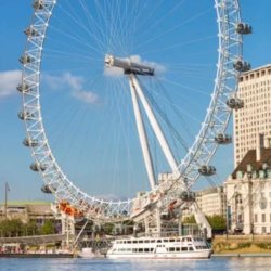 CLUB WALK: LONDON BRIDGE TO VAUXHALL BRIDGE CIRCULAR WALK
