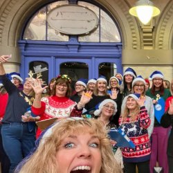 MEGA Giant Flashmob in Leeds Corn Exchange