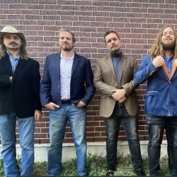 The Lonely Hearts Club - High Energy Beatles Cover Band