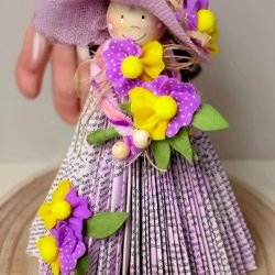 Book Folding Flower Girl Fundraising Workshop