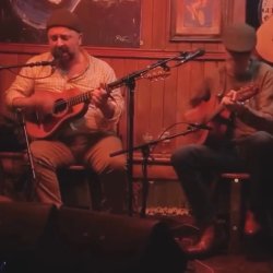 Barry Kerr and Ruairí Cunanne live at maddens