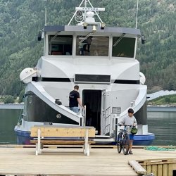 Boat & e-Bike