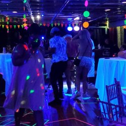 Glow Party!!! Glow on the Bay boat Party (21+ Event)