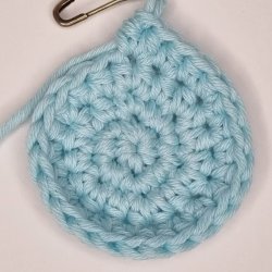Amigurumi for Beginners - crochet face scrubbies with Made in the Button Room