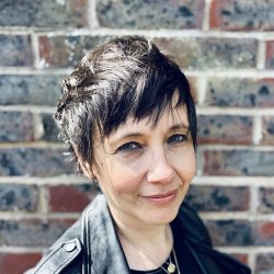 Ilona Bannister in conversation.