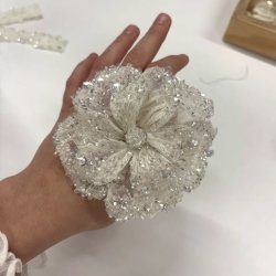 FESTIVE FABRIC FLOWER WORKSHOP