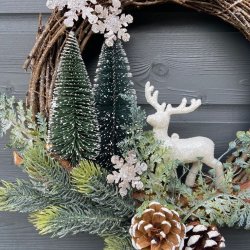 WINTER WREATH MAKING