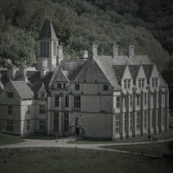 Woodchester Mansion - Spooky 🎃 Halloween Hike - 8 miles