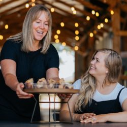 Sunshine Cafe & Market Tour