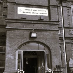 Llanhilleth Miners Institute Deposit