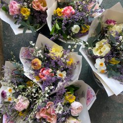 Hand-Tied Bouquet Workshop 💐