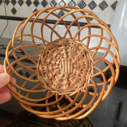 Tuesday evening weave - Kate's little sunflower basket