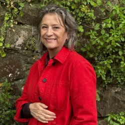 Torbay Literary Festival Presents 'Caroline Quentin - Drawn to Nature'