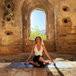 Slow Hatha Flow Yoga with Aurashanti