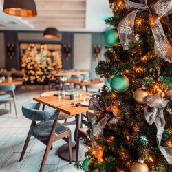 Traditional Christmas Day Lunch in Mizu
