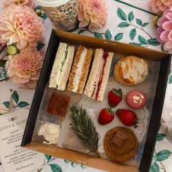 Bestea & Honey Afternoon Tea To Go