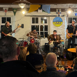Blues Jam with the Thieving Magpies