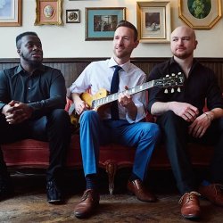 JW-Jones Trio (Blues)