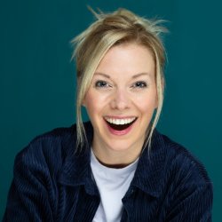 Photo portrait of Ali James