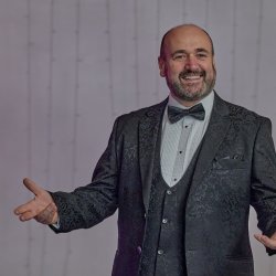 Paul Roberts Magic Show
