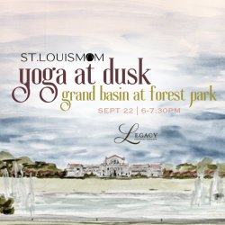 St. Louis Mom Yoga at Dusk | Grand Basin at Forest Park
