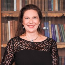 Demonstration of Mediumship with: Penny Hayward OSNU