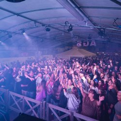 Festa del Bosco: 'we love 2000' dance party