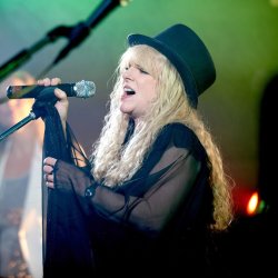 LANDSLIDE: The Ultimate Tribute to Fleetwood Mac