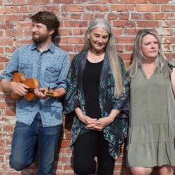 Nest of Singing Birds: Sheila Kay Adams, Donna Ray Norton, and William Ritter, Appalachian musicians/storytellers