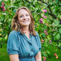 Autumn gardening for Wildlife with Kate Bradbury