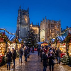 A Cotswolds Christmas - Cirencester Christmas Market & Stow on the Wold. (From Elton & Burton Latimer)