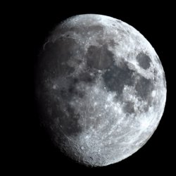 Image of the moon by Nick Higgett